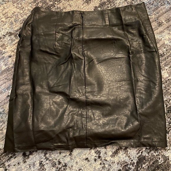 Parallel Lines Faux Leather Wrap Mini Skirt - Picture 4 of 4